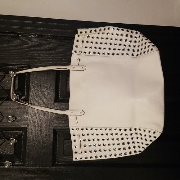 Women's Lauren Ralph Lauren Satchel Handbag; White with Grommets  21x13 - Picture 2 of 12